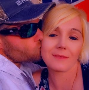 Meet your Posher, Amynicole